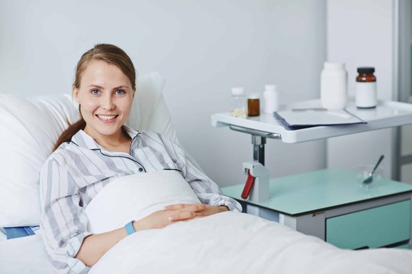 Wie kann die Nutzung von Regenwasser in Bürogebäuden die Nachhaltigkeitsbewertung verbessern?